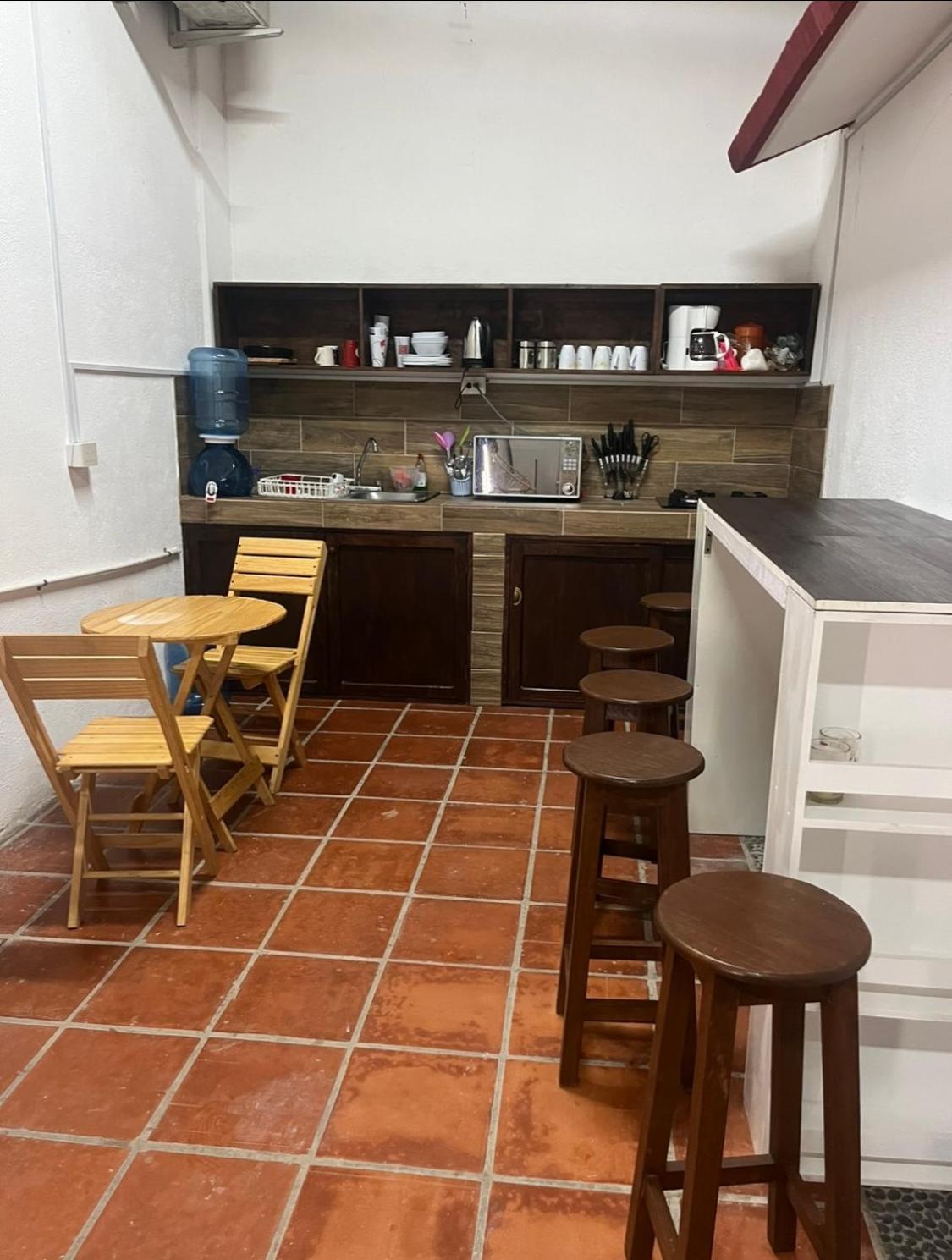 Surf Paradise Zicatela Hotell Puerto Escondido  Eksteriør bilde
