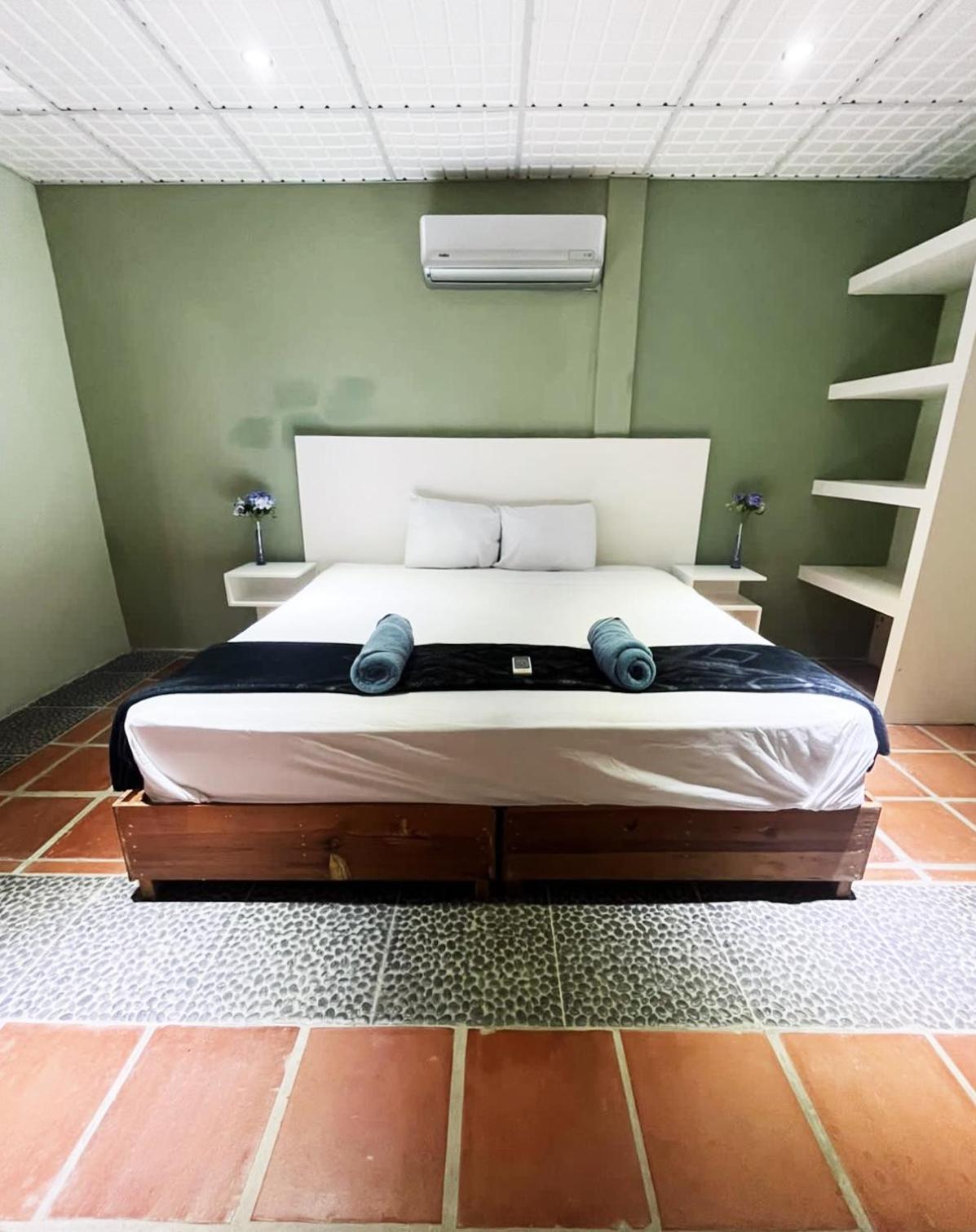 Surf Paradise Zicatela Hotell Puerto Escondido  Eksteriør bilde